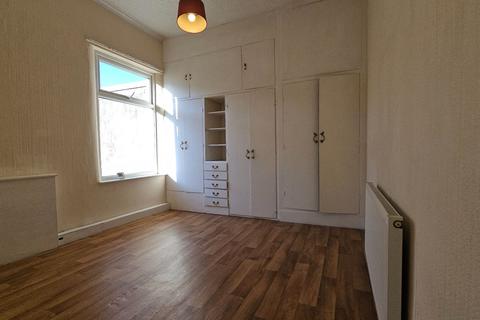 2 bedroom end of terrace house to rent, Preston, Preston PR1