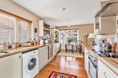 35 Cortay Park, Llanyre, Llandrindod Wells, LD1 6DT