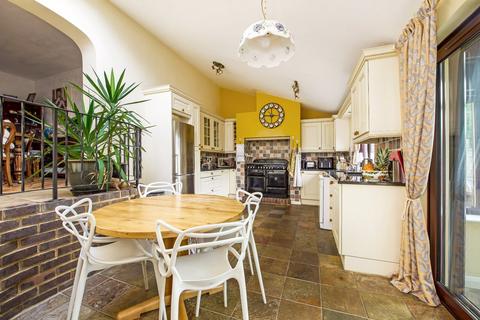 4 bedroom detached house for sale - Fairview Road, Headley Down