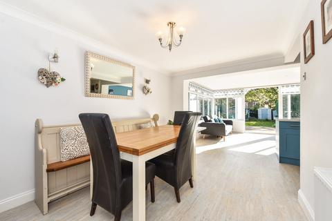 47 Babs Field, Bentley, Farnham, GU10 5LS