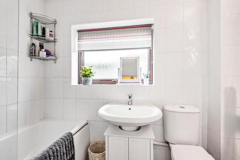 56 Burrell Road, Compton, Newbury, RG20 6QX