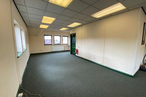 Office to rent - Regent Circus, Swindon SN1