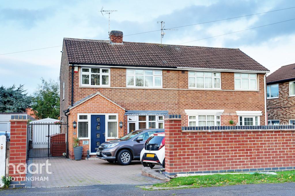 Stoke Lane, Gedling 3 bed semidetached house £290,000