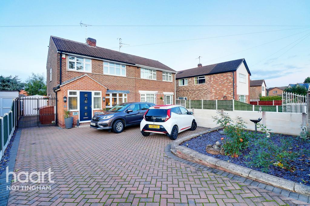 Stoke Lane, Gedling 3 bed semidetached house £290,000