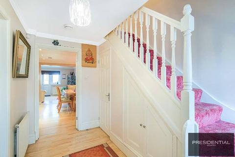 479 Barking Road, East Ham, London, E6 2LN