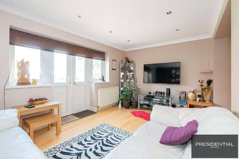 479 Barking Road, East Ham, London, E6 2LN