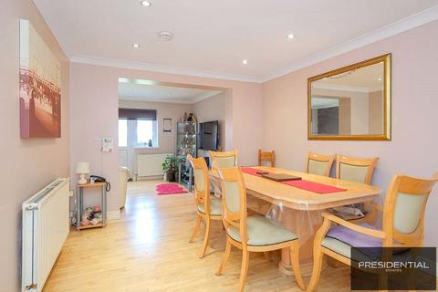 479 Barking Road, East Ham, London, E6 2LN