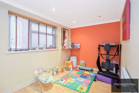 479 Barking Road, East Ham, London, E6 2LN