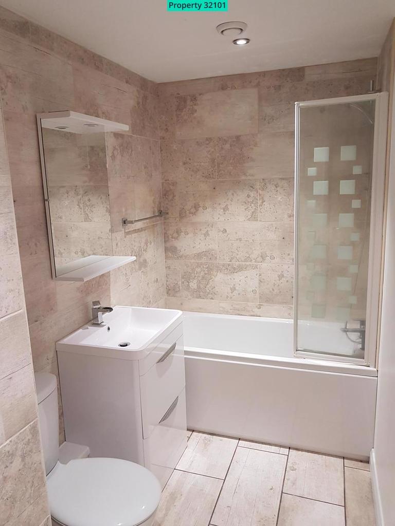 Main Bathroom