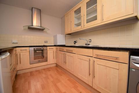 2 bedroom flat to rent, Bell Street, Flat 1F/8, Merchant city, Glasgow, G4 0TQ