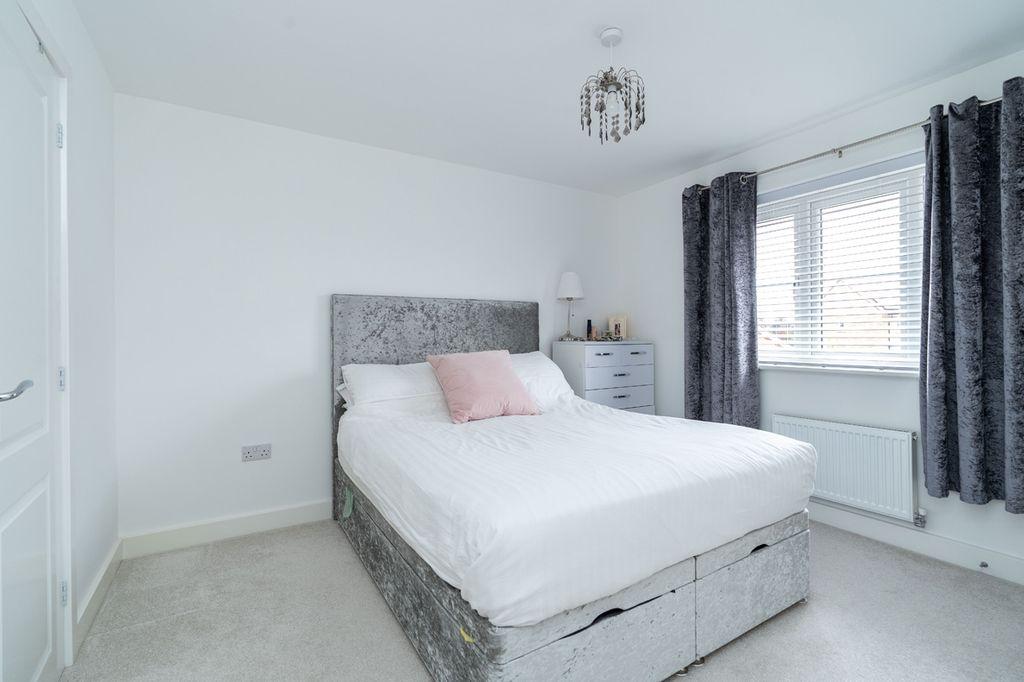 Bedroom 1 (Double with Ensuite)