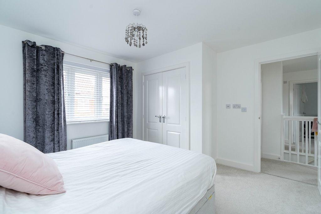 Bedroom 1 (Double with Ensuite)