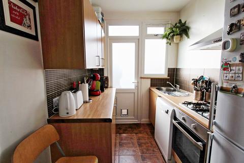 24 Farningham Road, London, N17 0PP