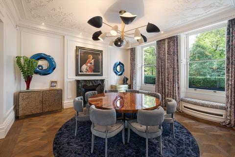 4 bedroom maisonette for sale, Cadogan Place, London, SW1X