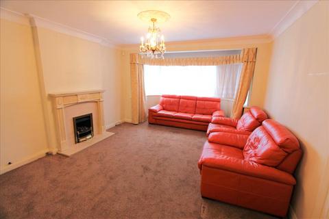 4 bedroom house to rent, Chase Side, Southgate, London, N14