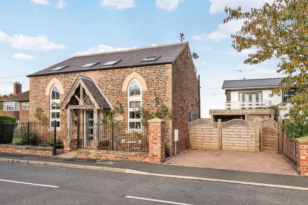 Hirst Road, Chapel Haddlesey, Selby, YO8 8QQ 3 bed detached house £