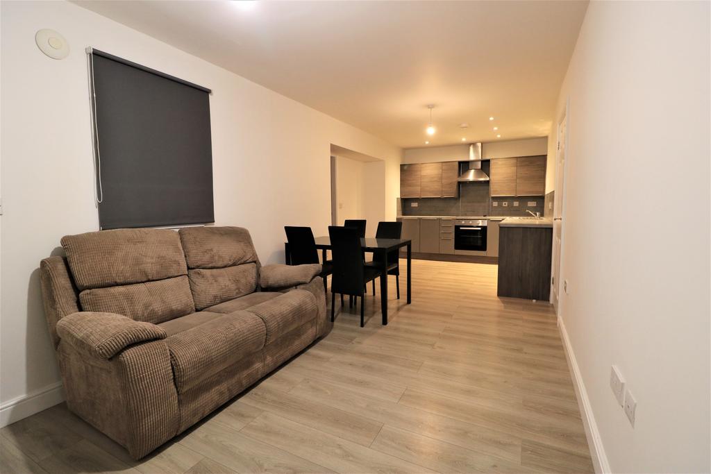 Sutcliffe Avenue, Grimsby, DN33 1 bed flat £700 pcm (£162 pw)