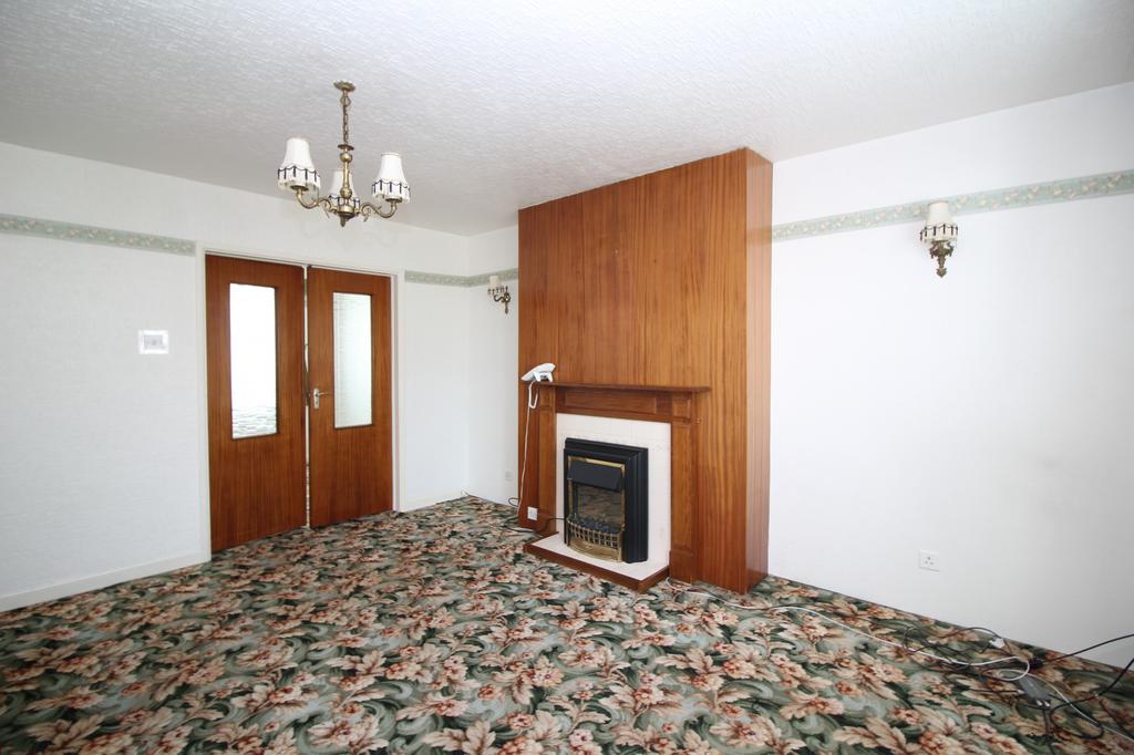 Hillcrest Road, Blackpool, FY4 3 bed semidetached house £149,950