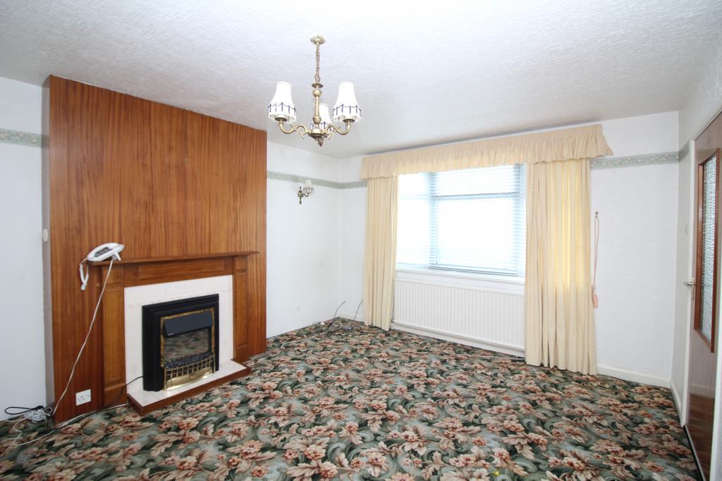 Hillcrest Road, Blackpool, FY4 3 bed semidetached house £149,950