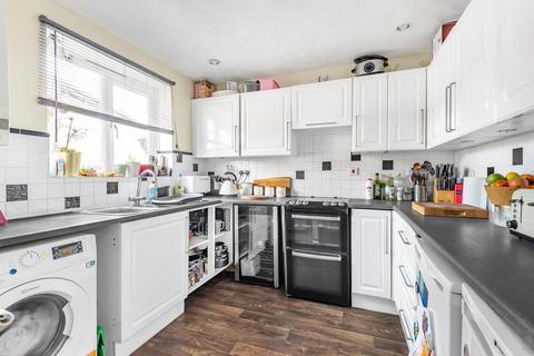 11a Braemar Close, Carterton, OX18 1TS