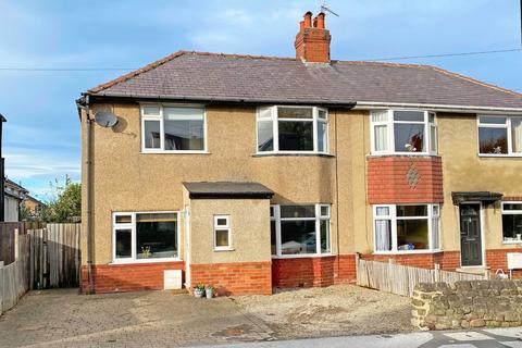 55 Bachelor Gardens, Harrogate, HG1 3EA