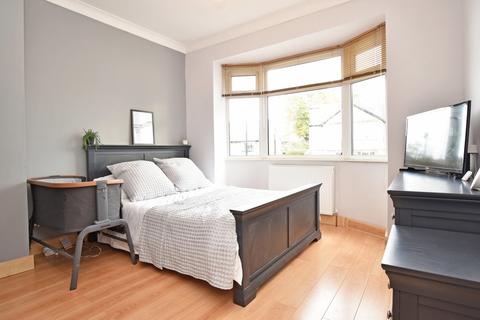 55 Bachelor Gardens, Harrogate, HG1 3EA