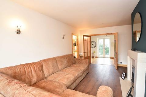 55 Bachelor Gardens, Harrogate, HG1 3EA