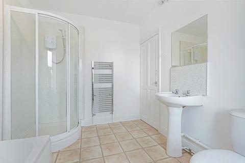 7 North Parade, Ilkley, LS29 8JN