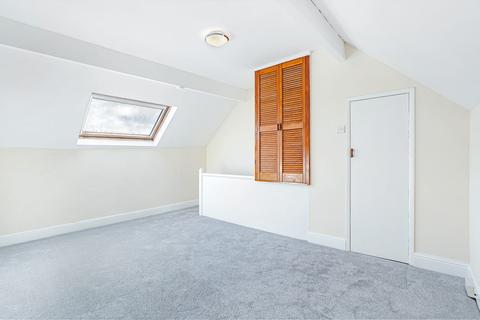 7 North Parade, Ilkley, LS29 8JN