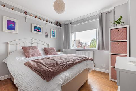 29 Epsom Close, West Malling, ME19 6NX