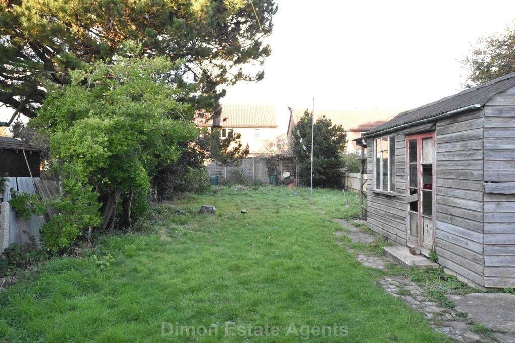Privett Road, Gosport 2 bed detached bungalow £339,995