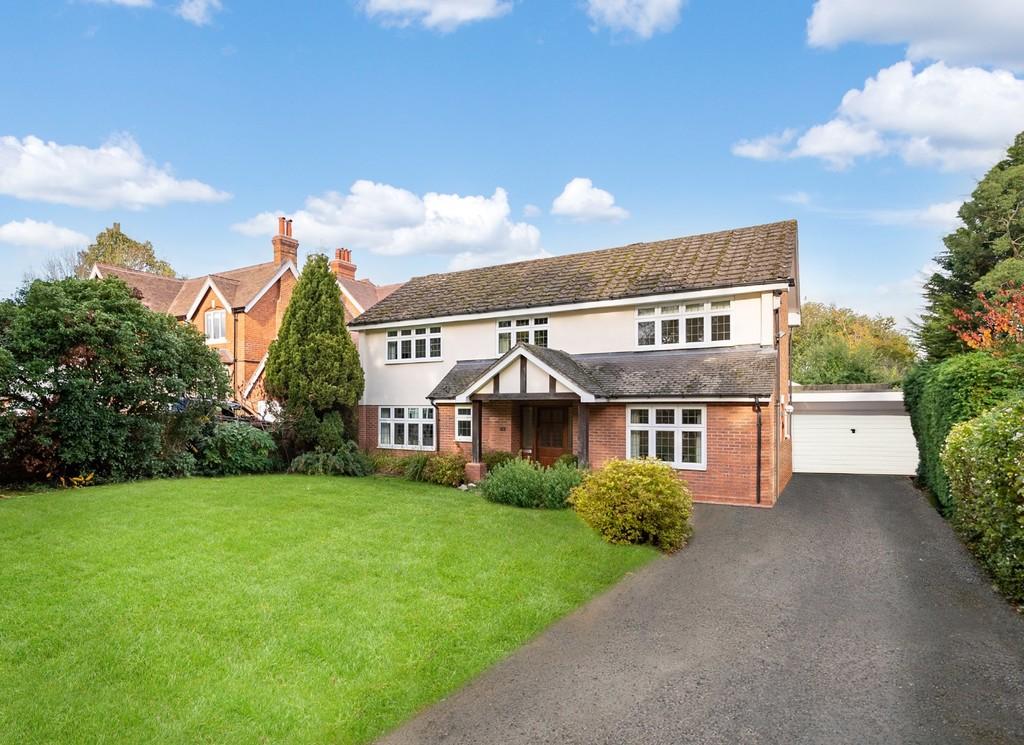 Grove Road, Knowle 4 bed detached house £1,250,000
