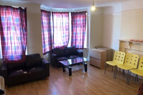 2 bedroom flat to rent, Portswood Road, Southampton