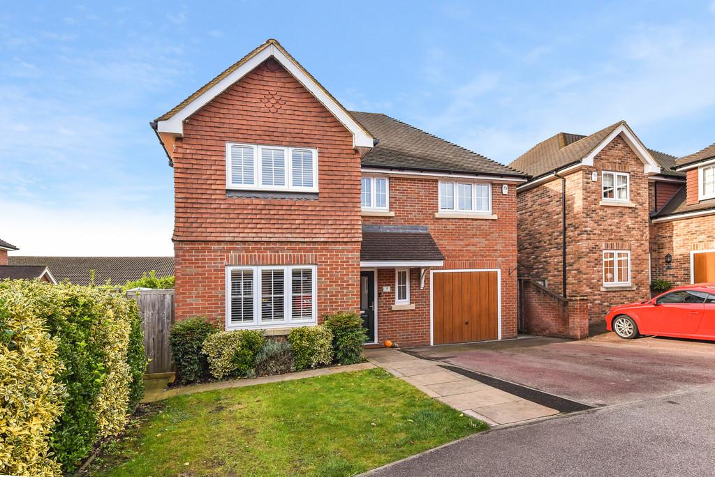 Princes Place, Four Marks, Hampshire 4 bed detached house £600,000