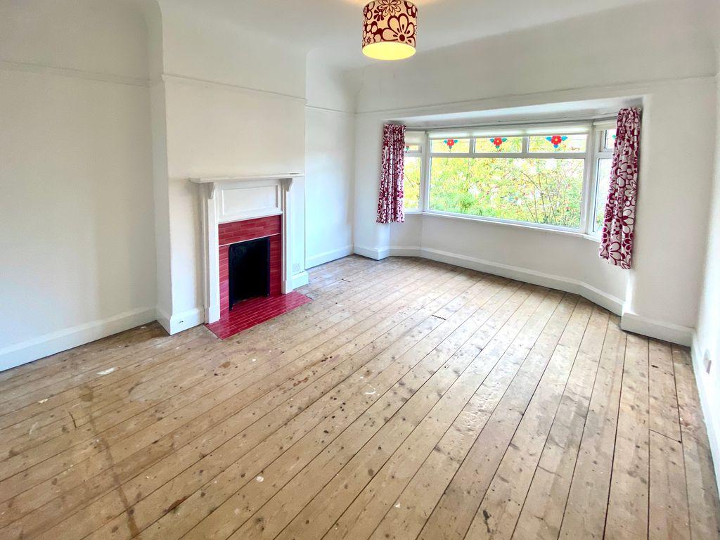 Bedroom 1 (Double)