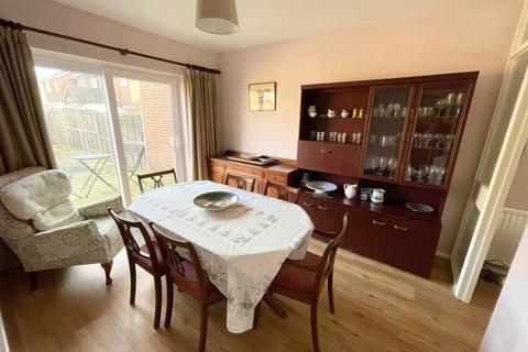 54 Gresham Way, Frimley Green, Camberley, GU16 6LZ