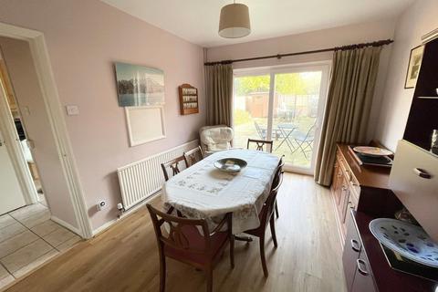 54 Gresham Way, Frimley Green, Camberley, GU16 6LZ