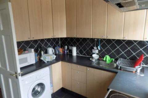 2 bedroom semi-detached house to rent, Wakenshaw Road, Durham