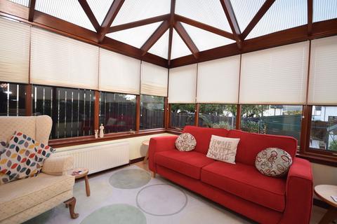 9 Daleally Crescent, Errol, Perth, PH2 7QA