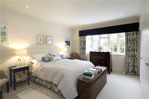 6 Barham Road, London, SW20 0EU