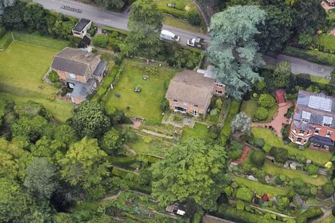 13 Abbots Lane, Kenley, CR8 5JB