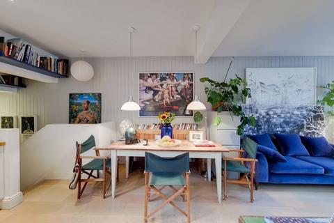 385 Roman Road, London, E3 5QR