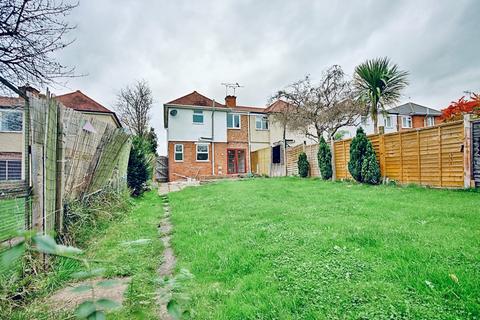 16 Blackpole Road, Worcester, WR4 9SS