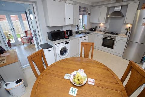 23 Cheviot Crescent, Coningsby, Lincoln, LN4 4DB