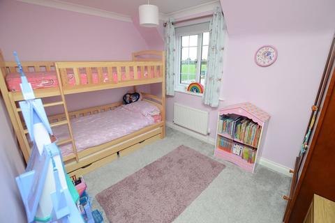 23 Cheviot Crescent, Coningsby, Lincoln, LN4 4DB