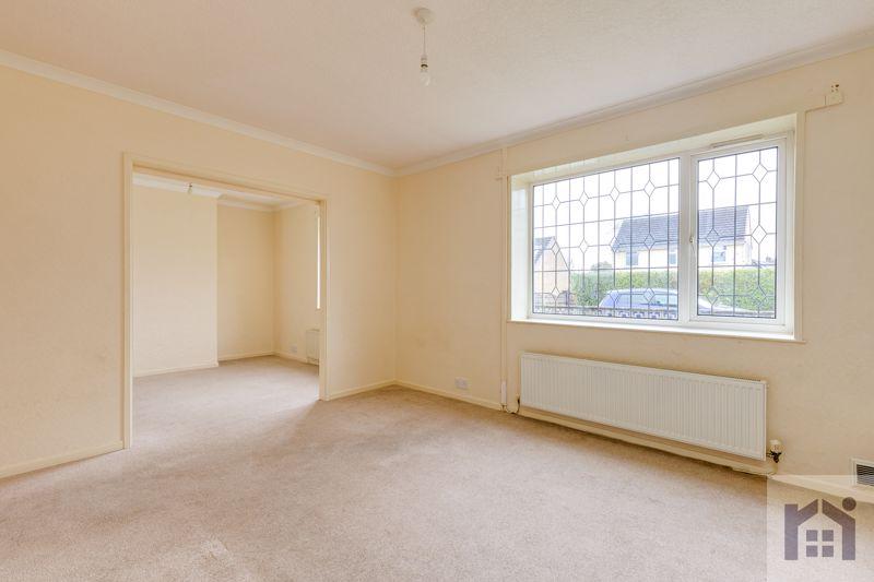 Barnside, Euxton, PR7 6AJ 3 bed semidetached house £190,000