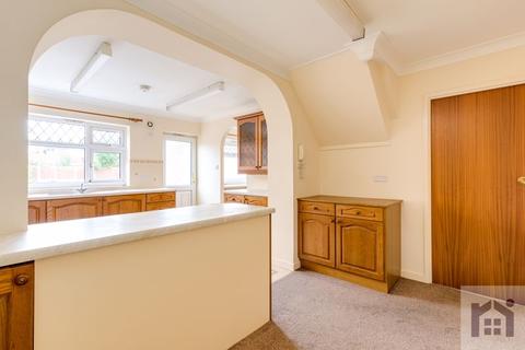 8 Barnside, Euxton, Chorley, PR7 6AJ