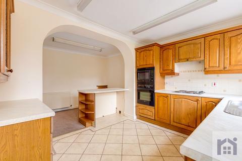 8 Barnside, Euxton, Chorley, PR7 6AJ