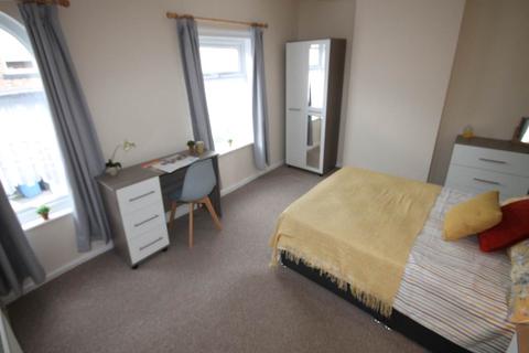 3 bedroom house share to rent - Camden Street, Derby,