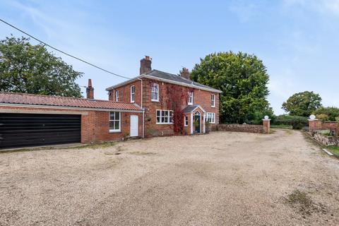 Old Hall Farm Badley Moor, Dereham, NR20 3BY